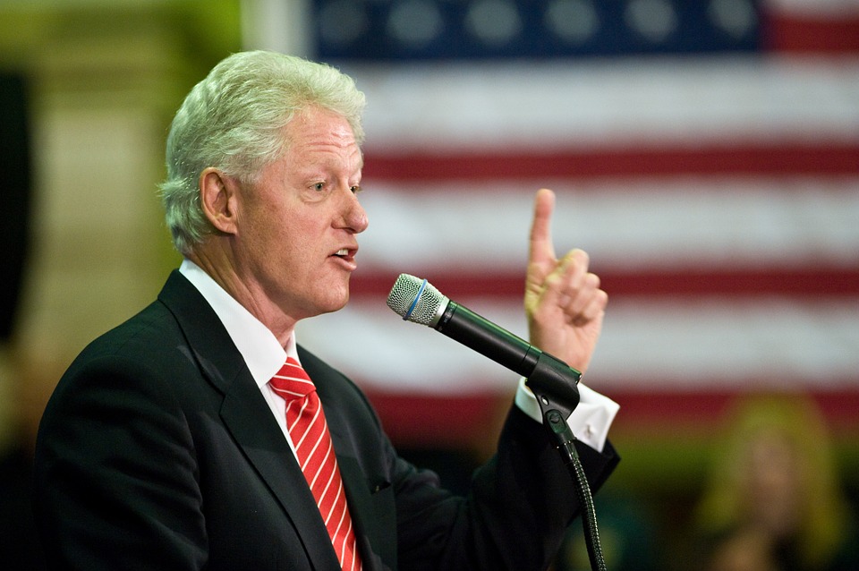 Bill Clinton comenta sobre a tecnologia Blockchain num evento da Ripple