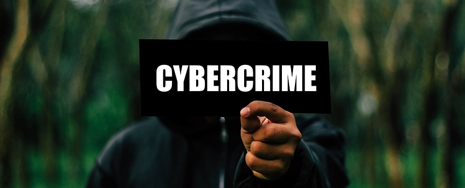 Polícia americana prende hackers após roubo de US $14 milhões em criptomoedas